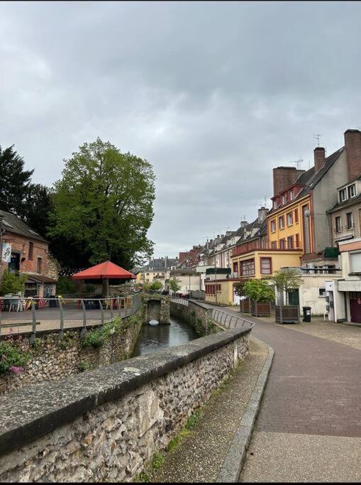 Apt Evreux 900M De La Gare Extérieur photo