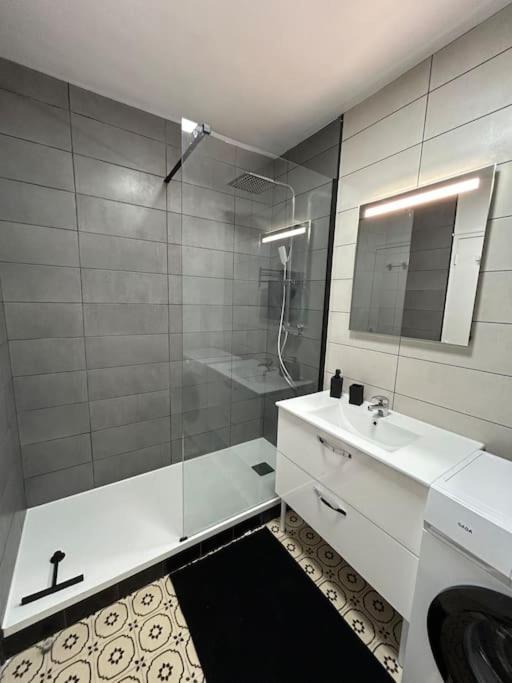 Apt Evreux 900M De La Gare Extérieur photo